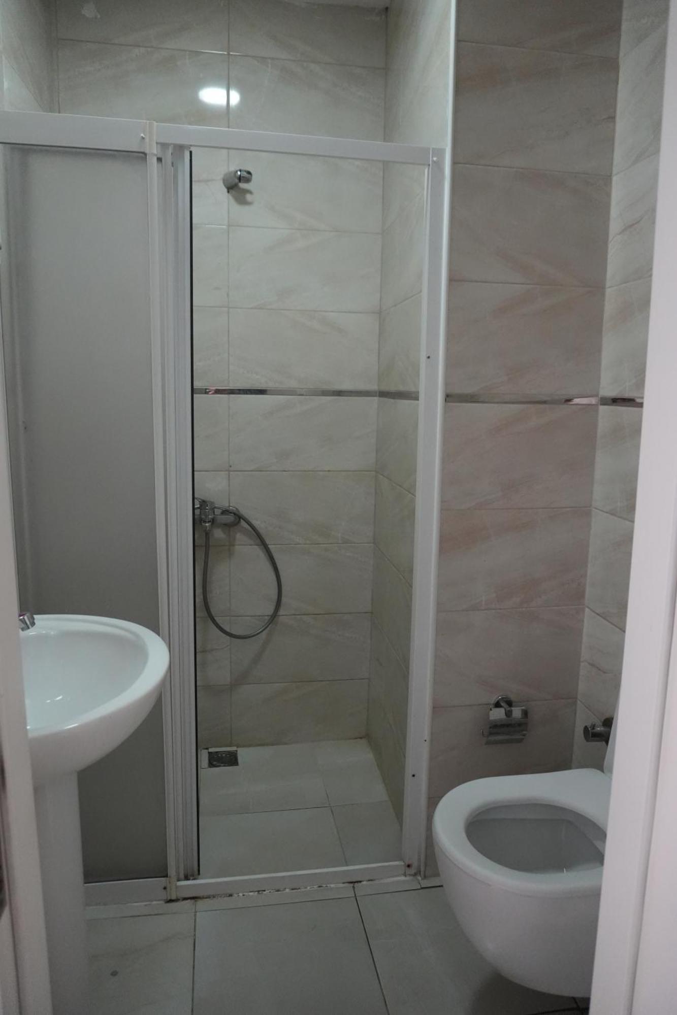 Sabiha Hanim Yurdu Only Male - Istanbul — Photos 3